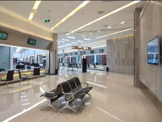 泰州興化市政務服務中心200窗口液晶叫號系統(tǒng)、PAD評價系統(tǒng)、觸摸查詢系統(tǒng)、自